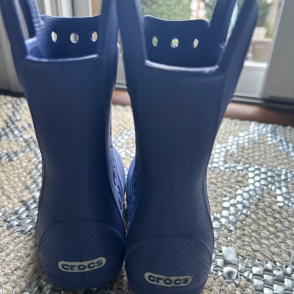 CROCS “handle it” boots - kids - Picture 2 of 6